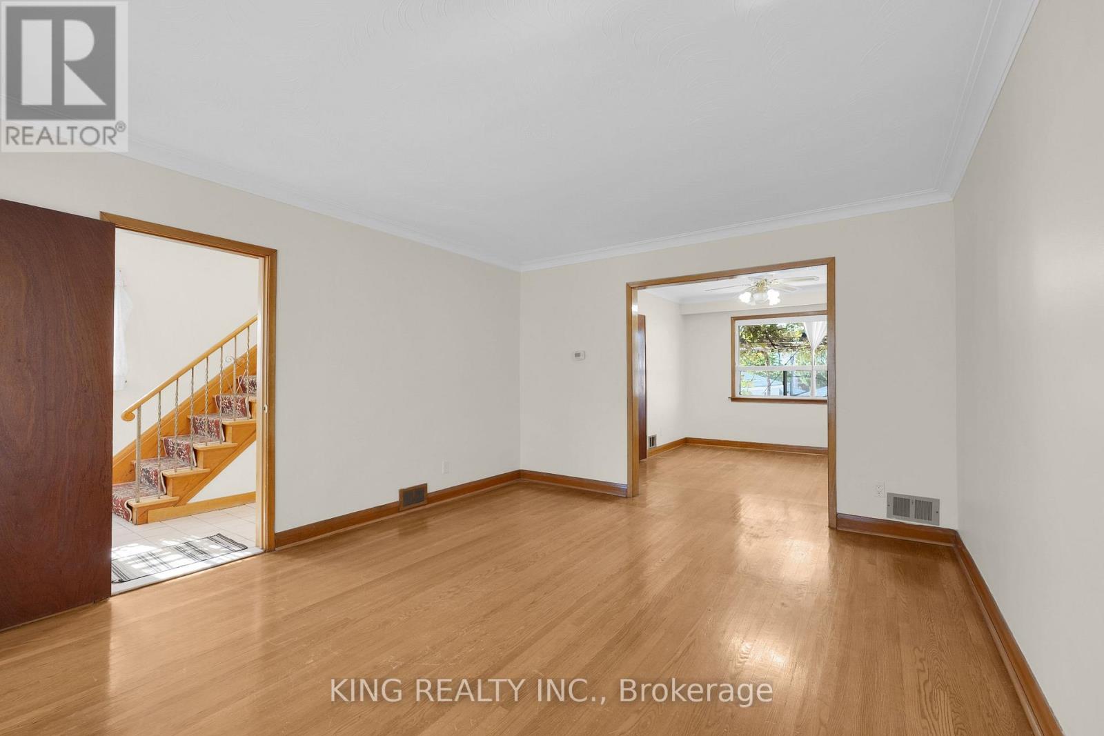2604 Keele Street Property Photo 5