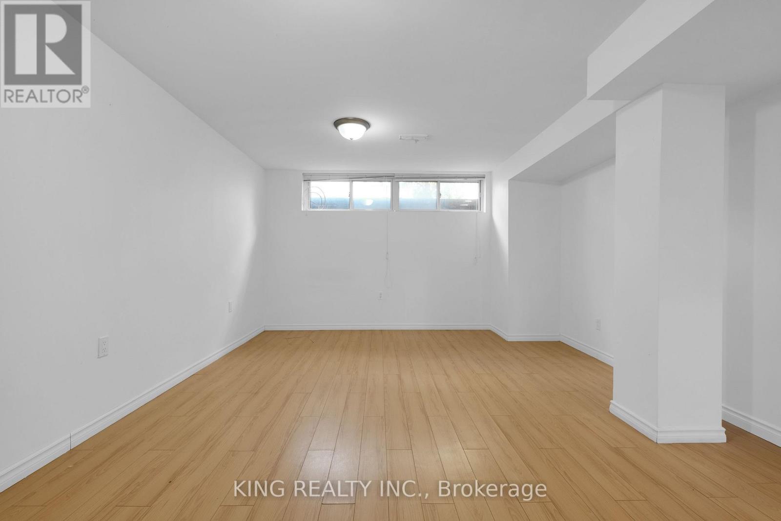 2604 Keele Street Property Photo 20
