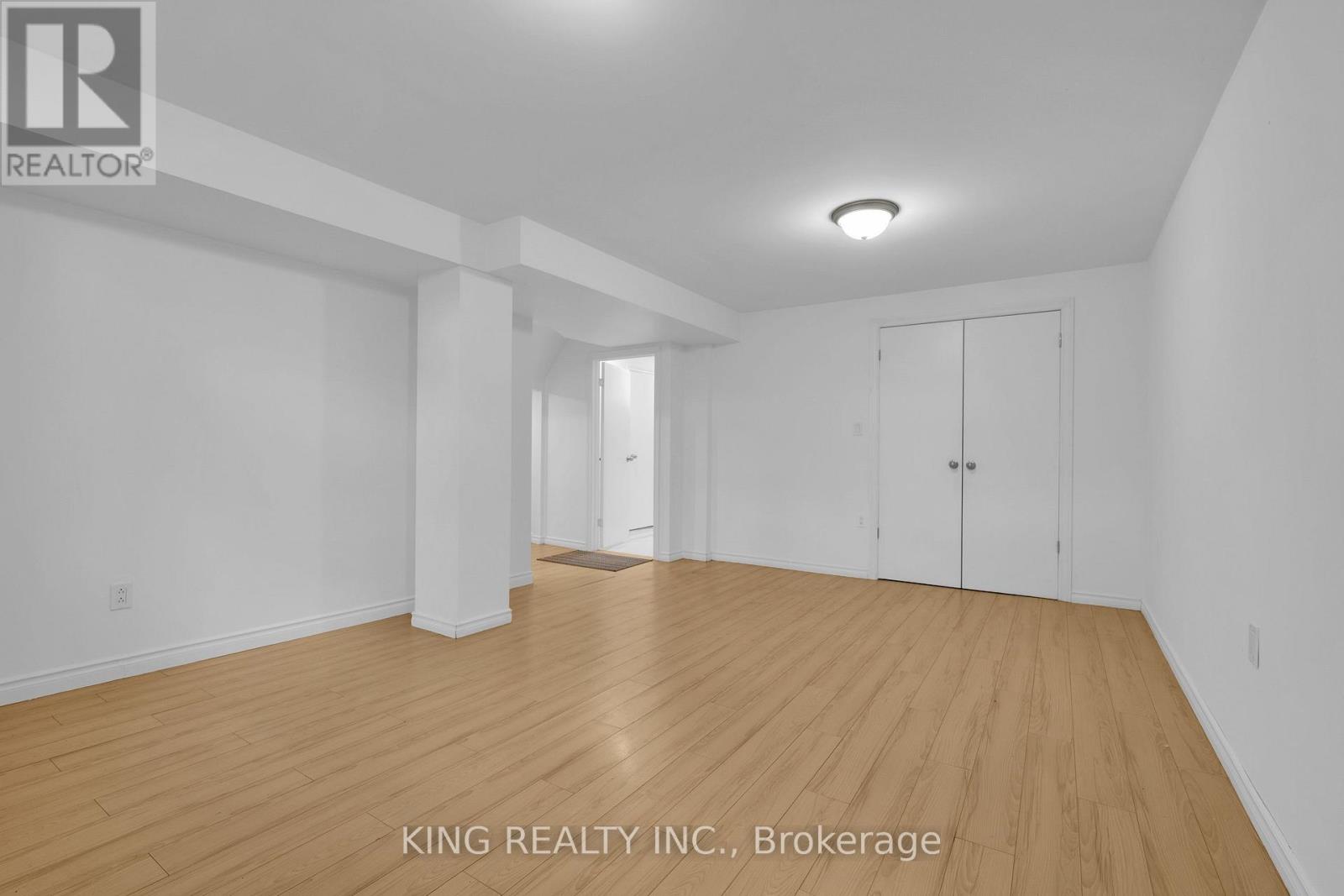 2604 Keele Street Property Photo 21