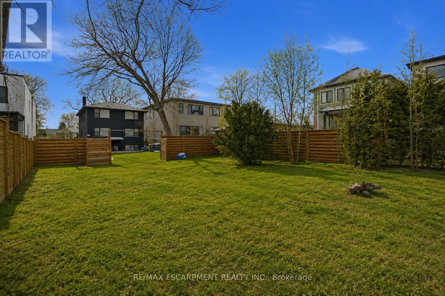 43 Broadview Avenue Property Photo 13