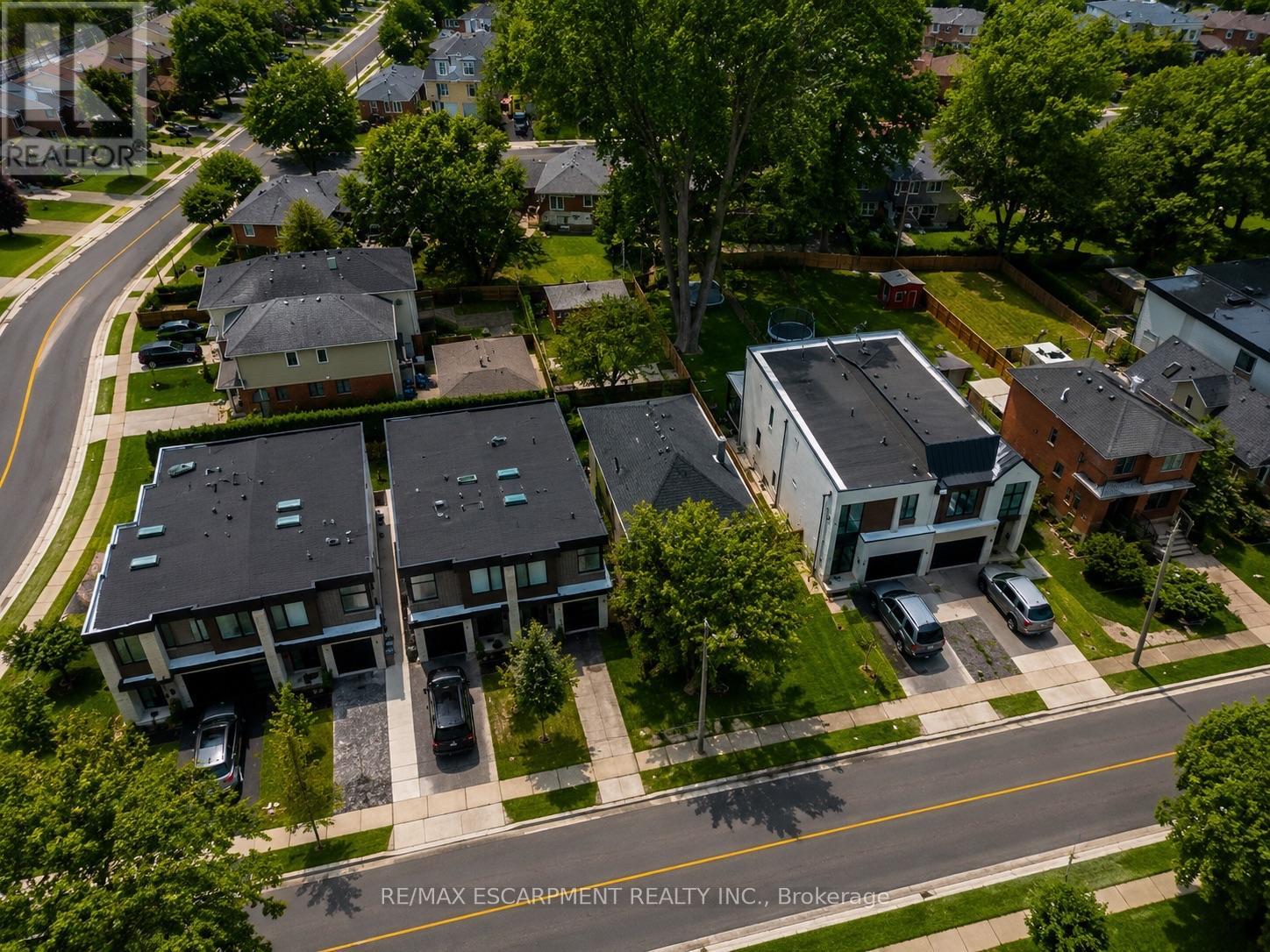 43 Broadview Avenue Property Photo 21