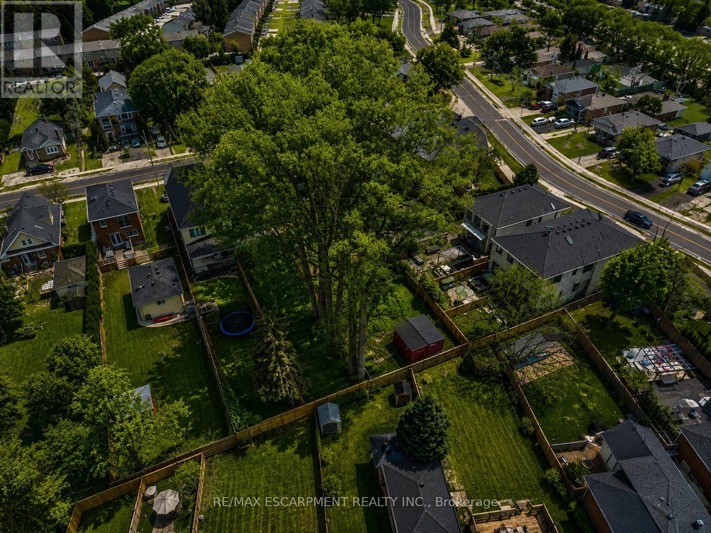 43 Broadview Avenue Property Photo 23