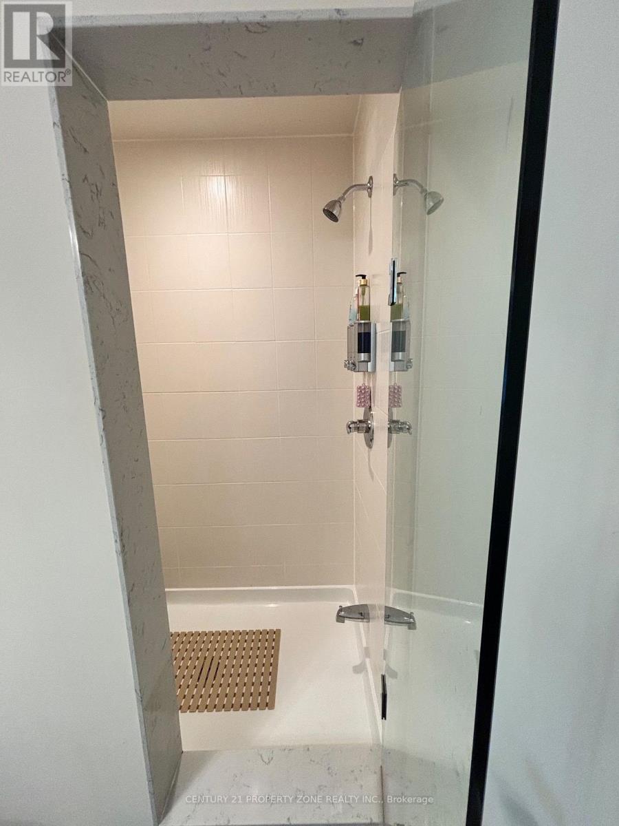 Upper - 62 Crumlin Crescent Property Photo 15