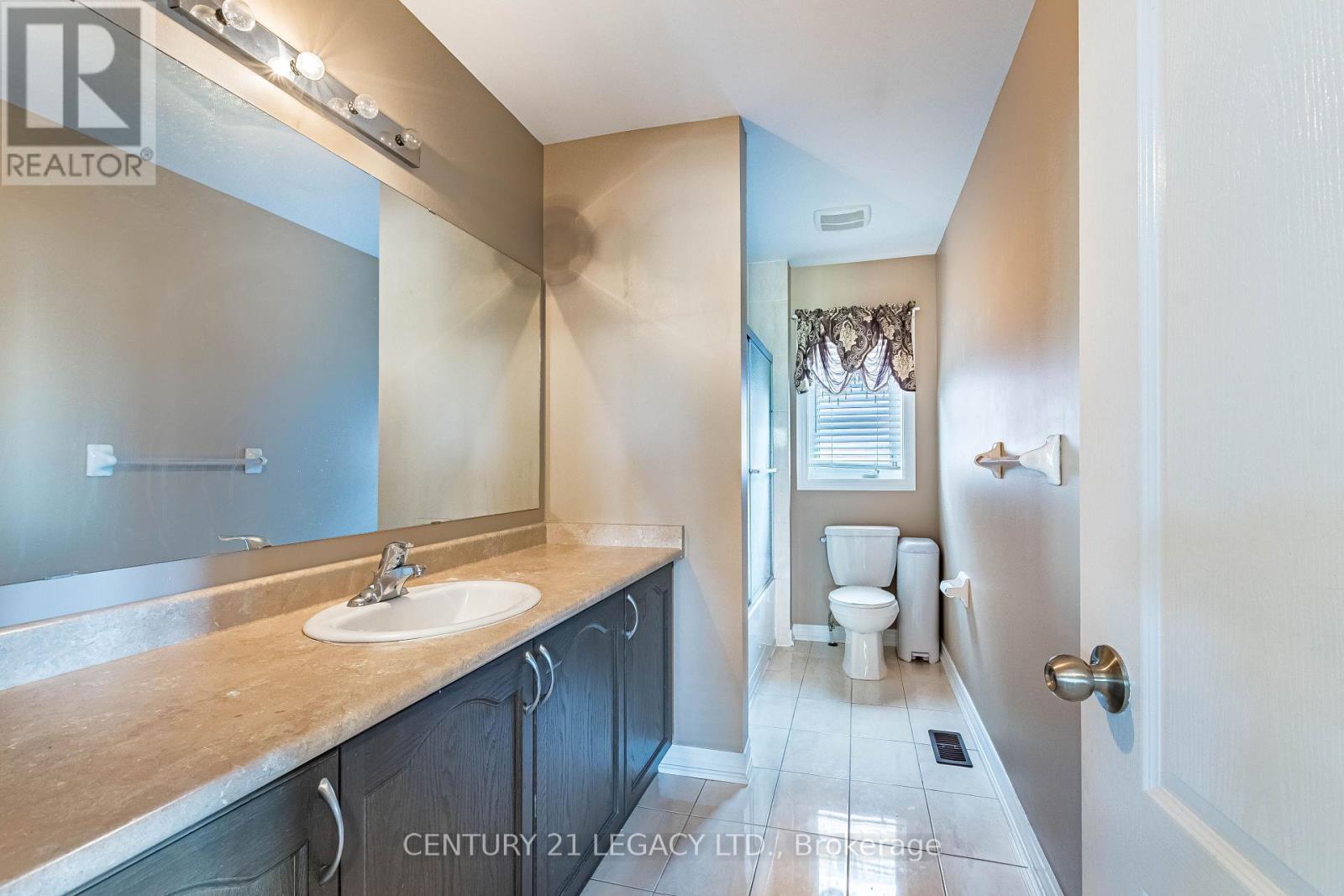 11 Drummondville Drive Property Photo 20