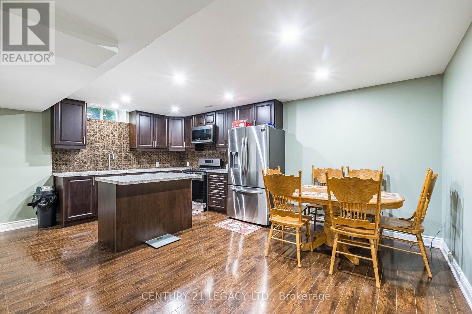 11 Drummondville Drive Property Photo 22