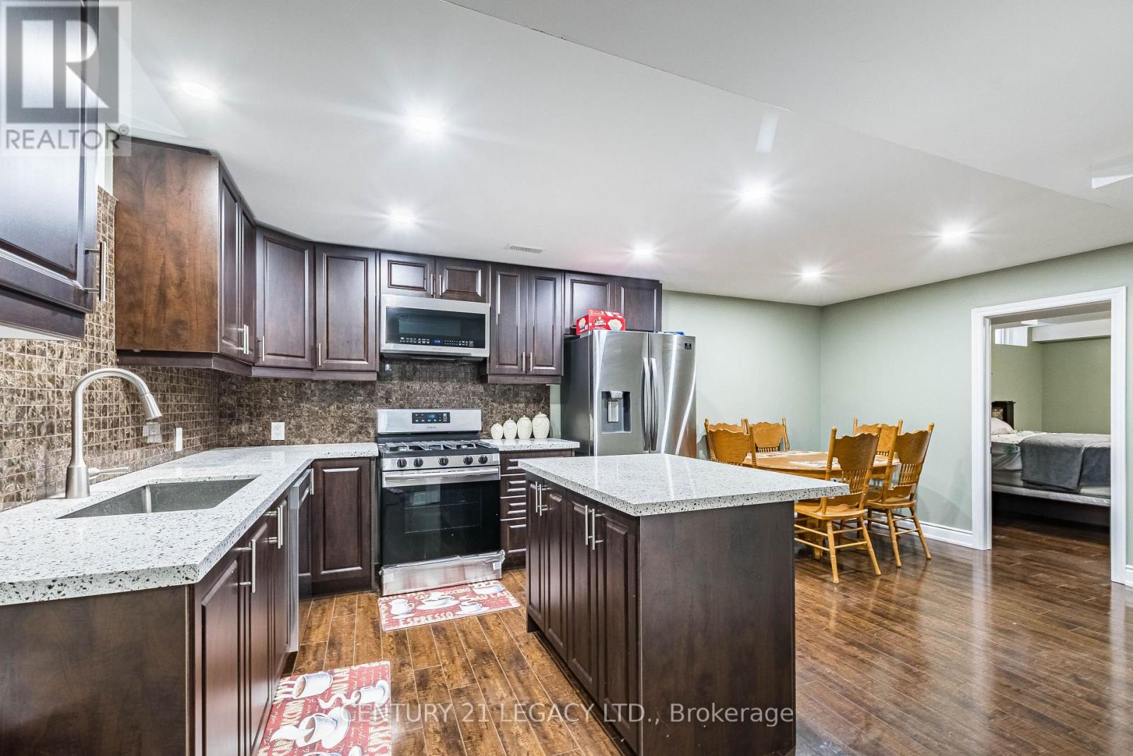 11 Drummondville Drive Property Photo 23