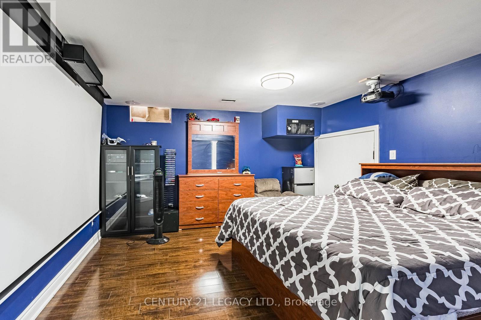 11 Drummondville Drive Property Photo 25