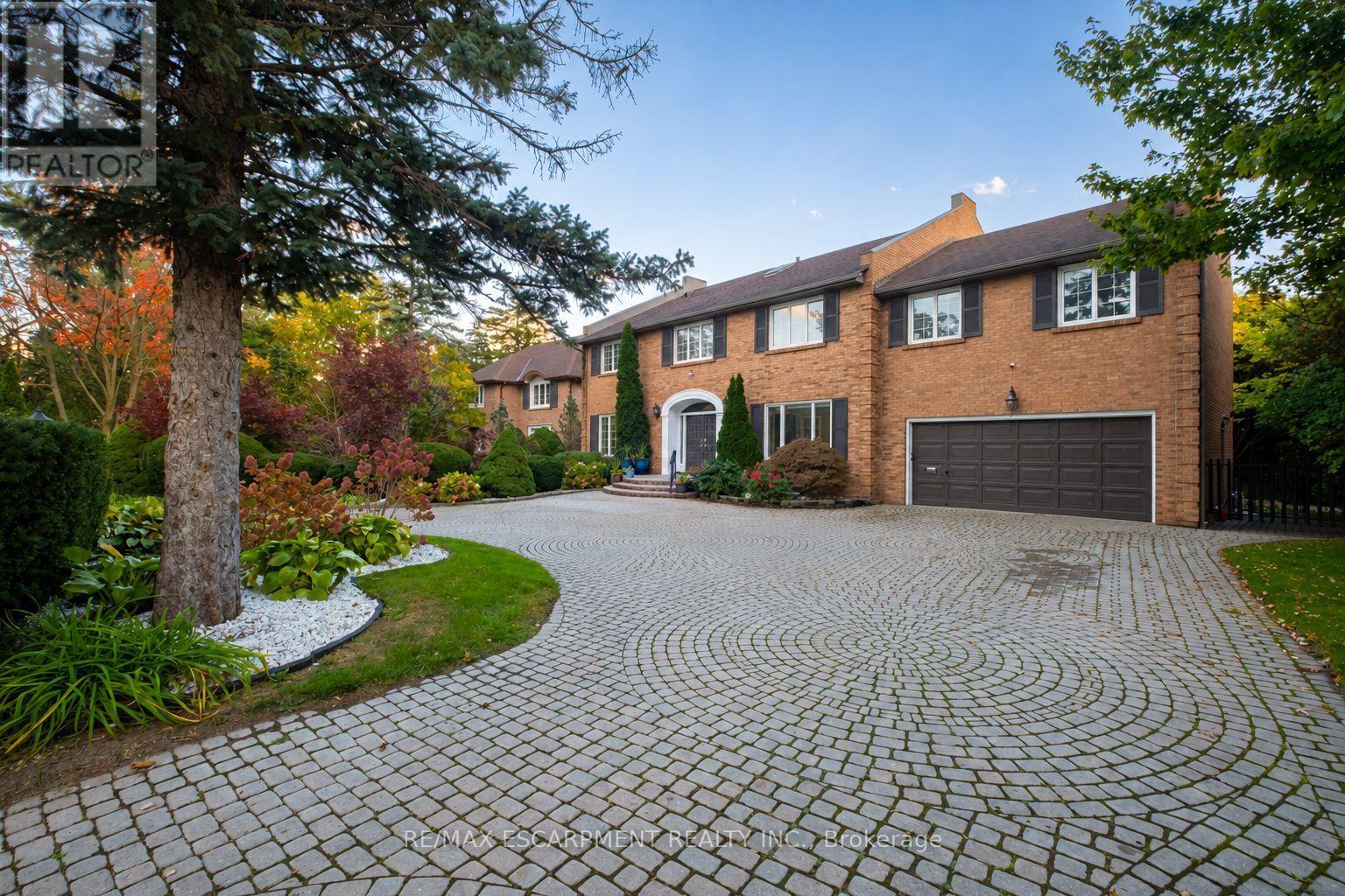2026 Mississauga Road Property Photo 2