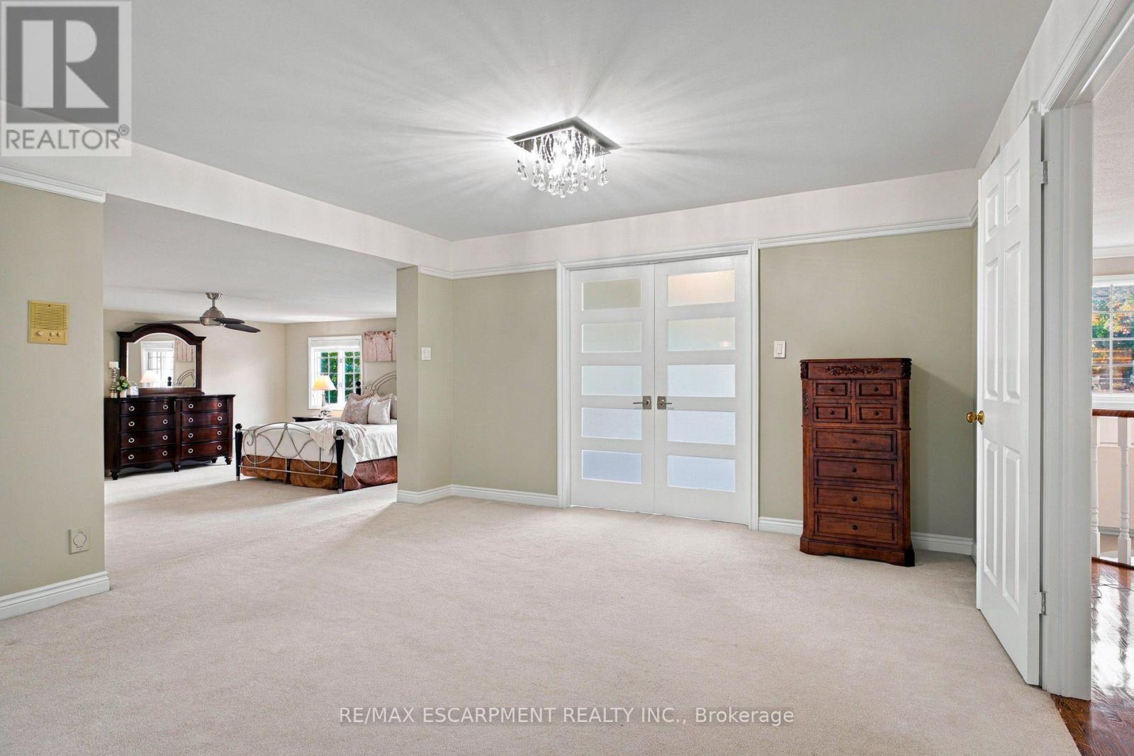 2026 Mississauga Road Property Photo 26