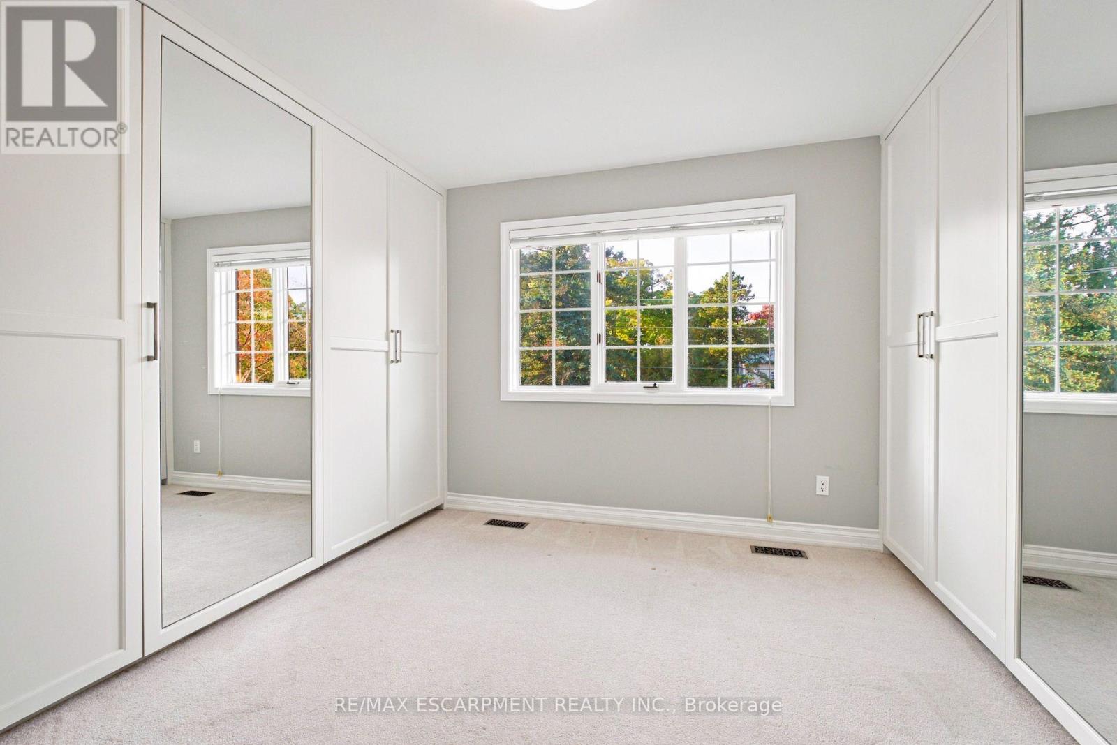 2026 Mississauga Road Property Photo 27