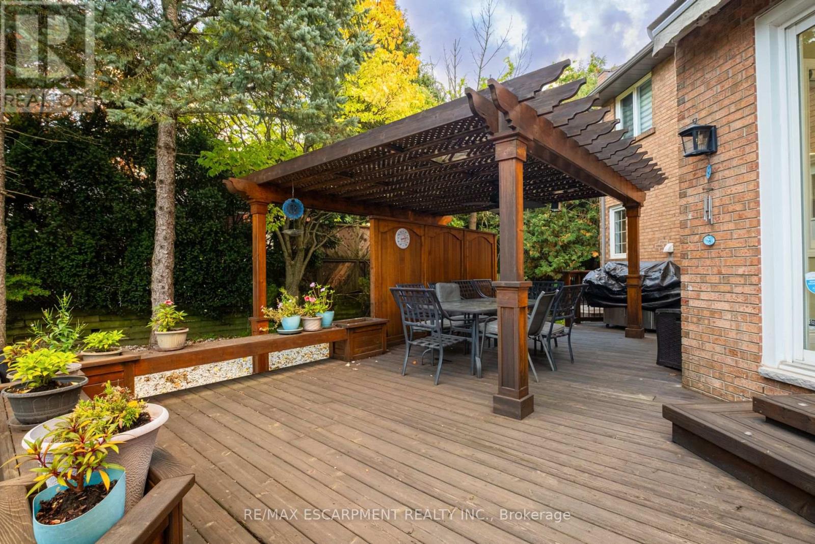 2026 Mississauga Road Property Photo 44