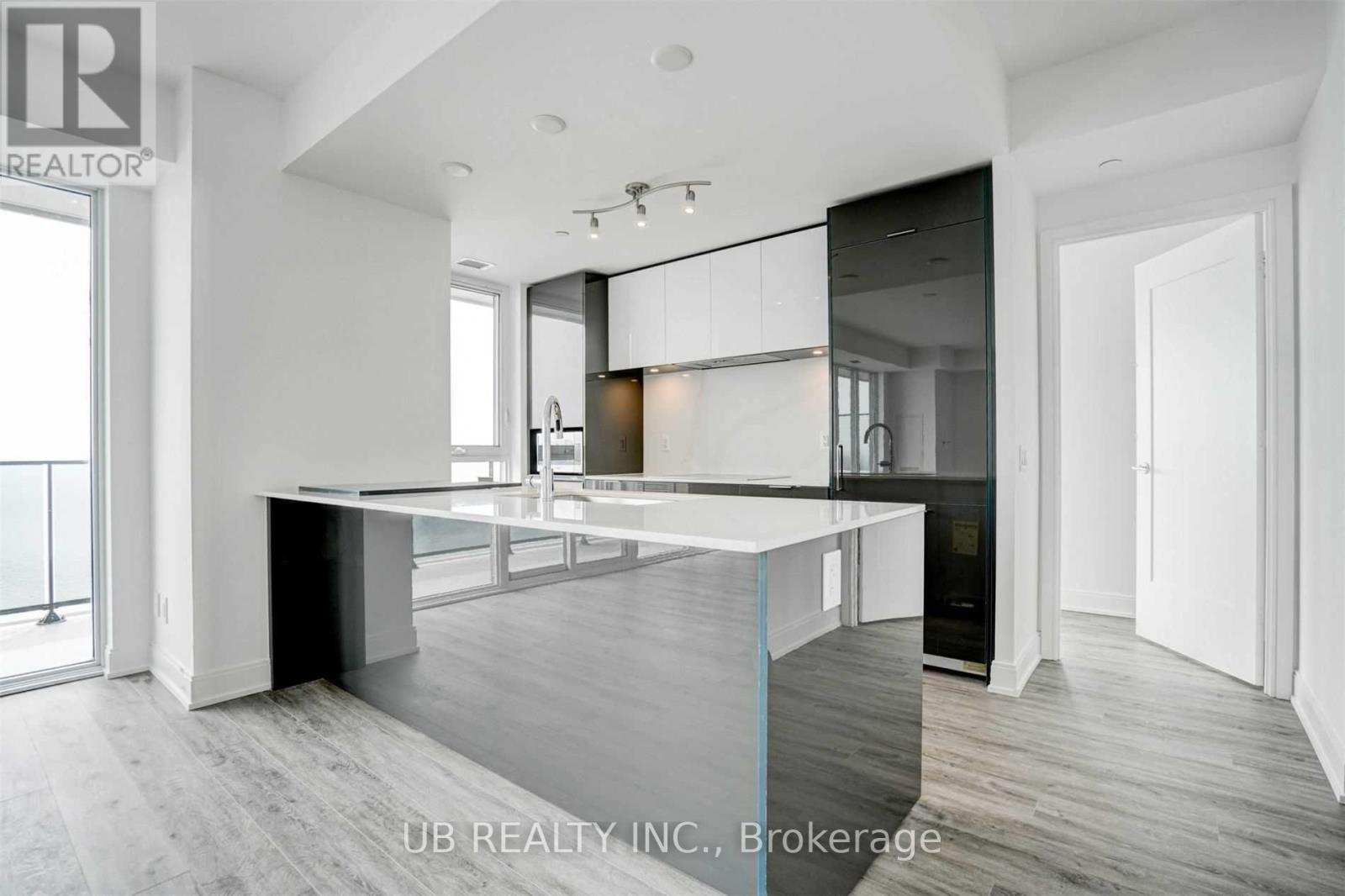 5005 - 70 Annie Craig Drive Property Photo 13