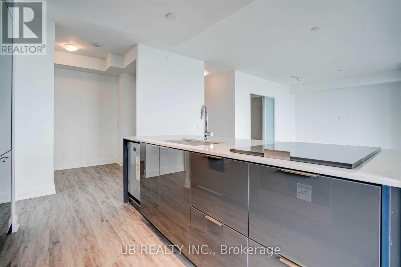 5005 - 70 Annie Craig Drive Property Photo 17