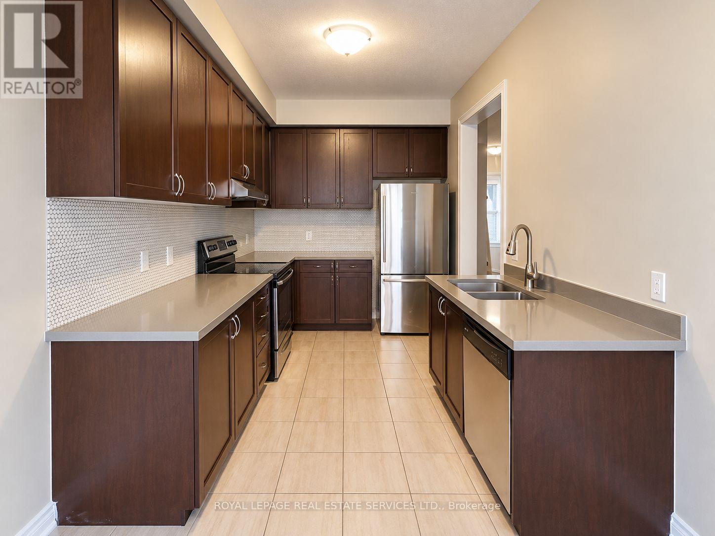 39 Vezna Crescent Property Photo 8