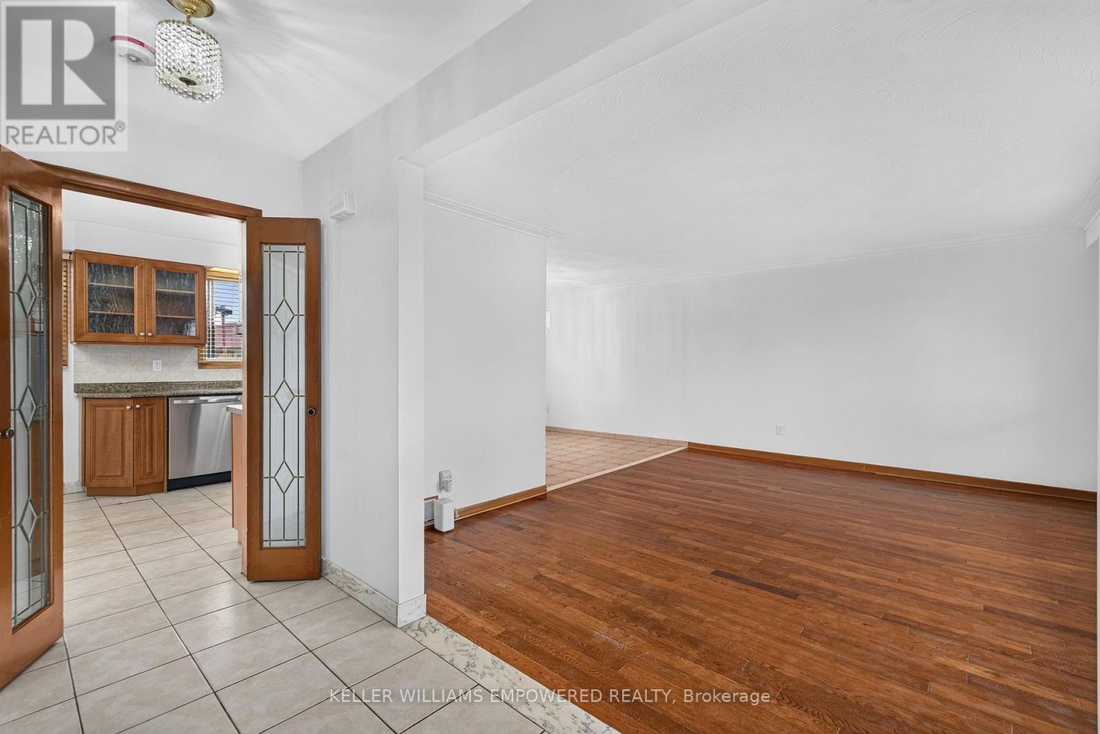 Main - 6 Archway Crescent Property Photo 5