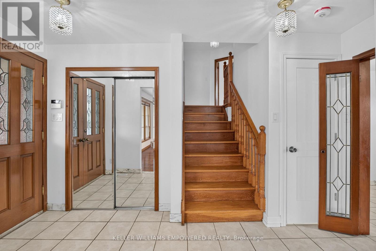 Main - 6 Archway Crescent Property Photo 15