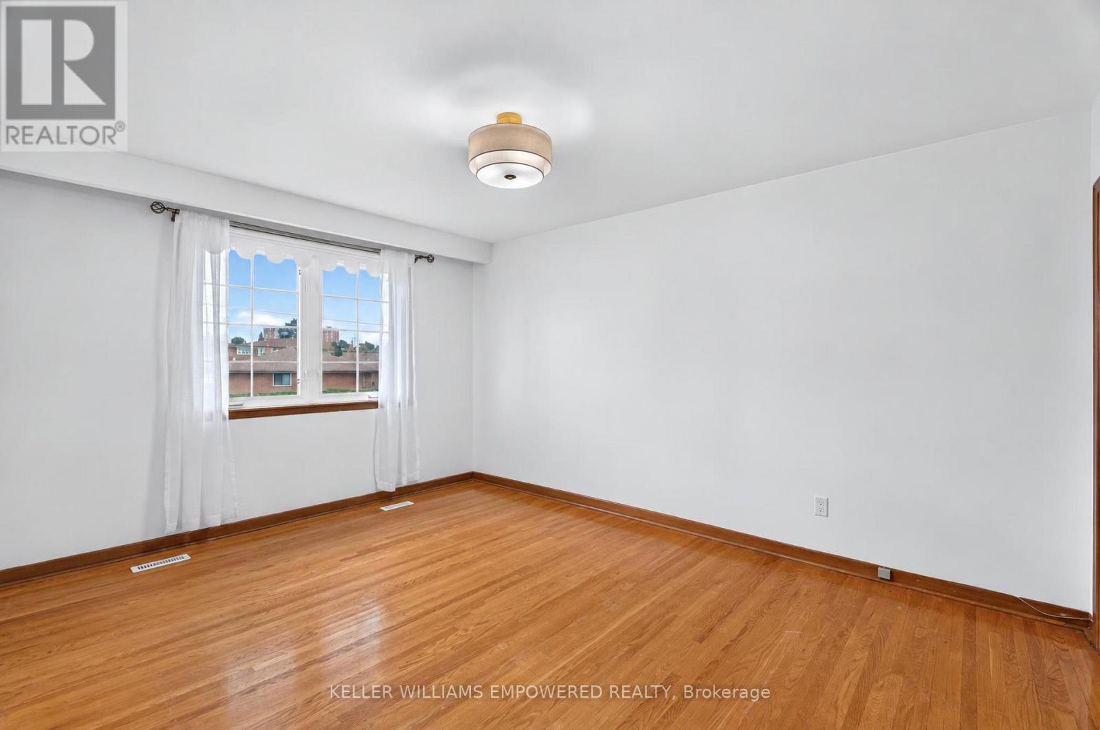 Main - 6 Archway Crescent Property Photo 23
