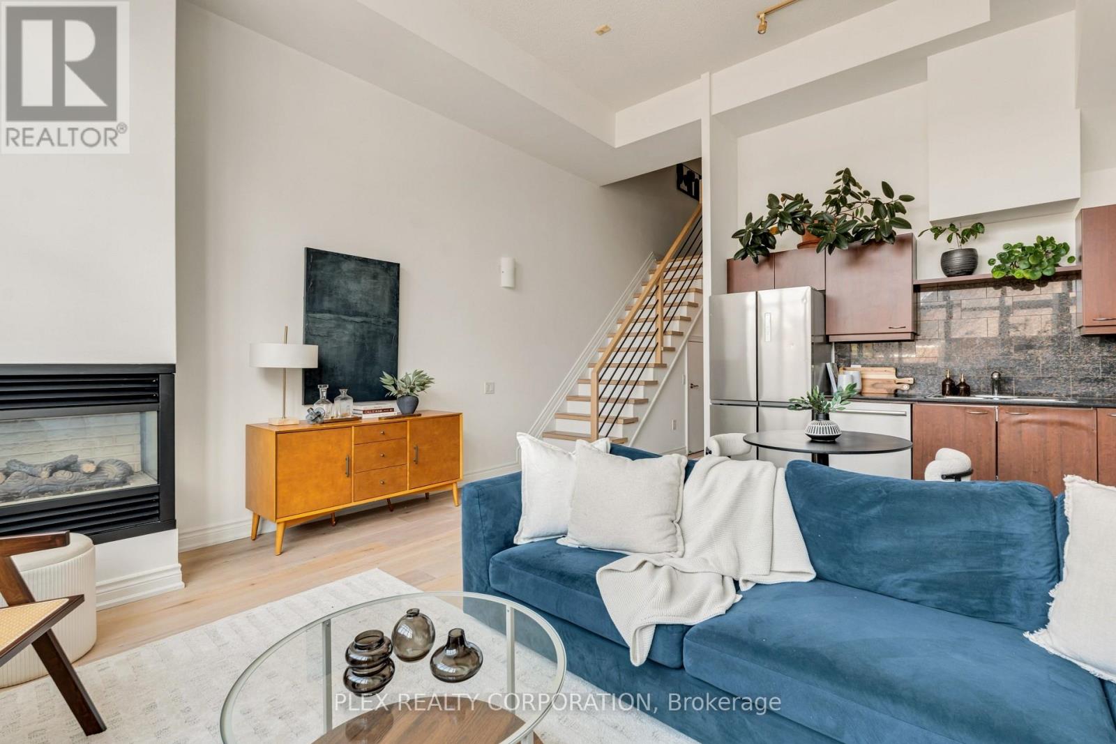 410 - 437 Roncesvalles Avenue Property Photo 12