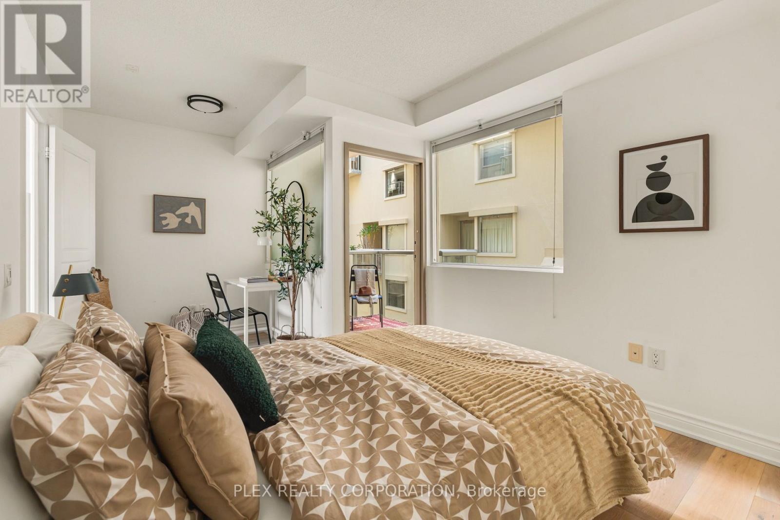 410 - 437 Roncesvalles Avenue Property Photo 17