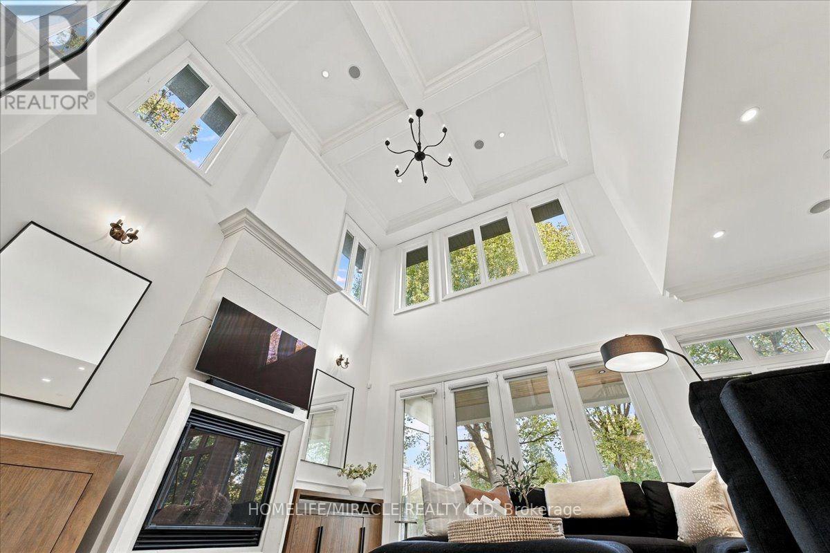 471 Willis Drive Property Photo 13