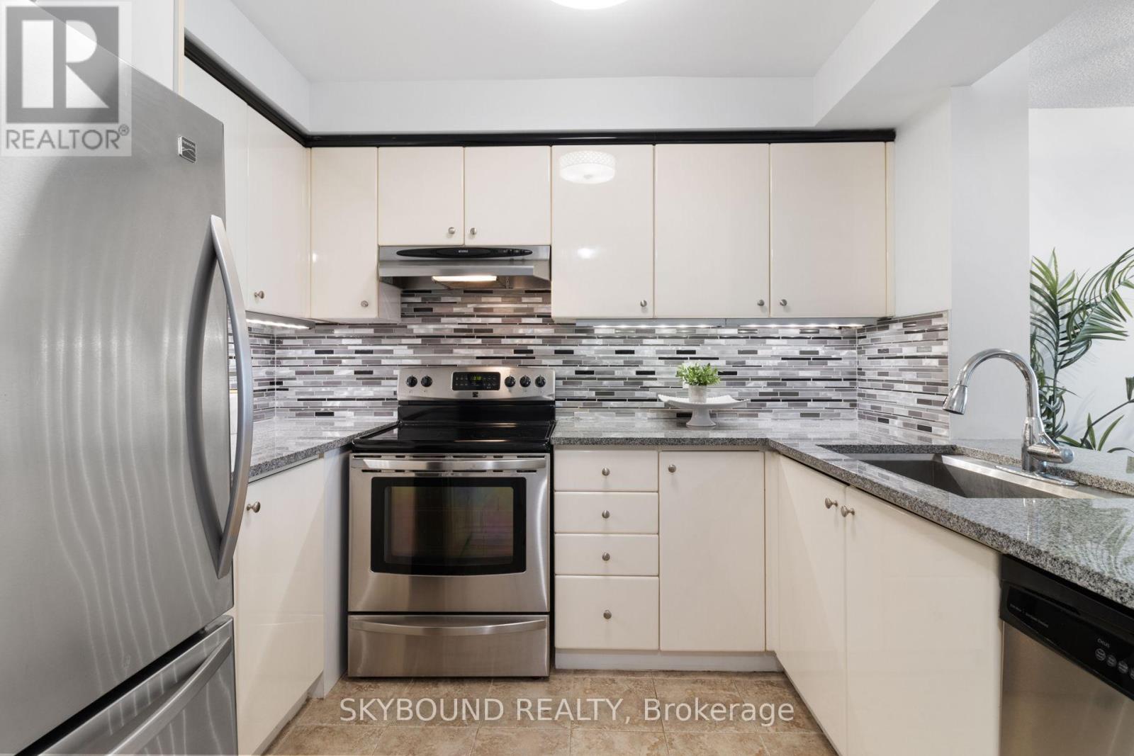 505 - 2287 Lake Shore Boulevard W Property Photo 12
