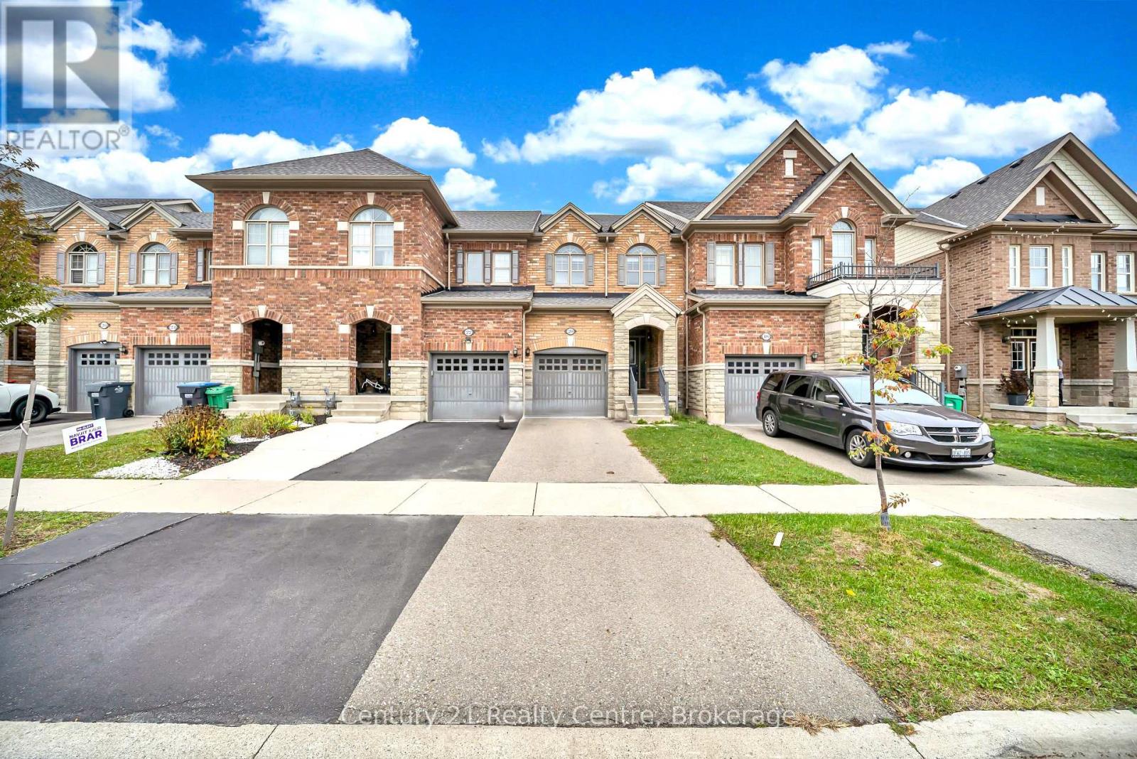 20 Hogan Manor Drive Property Photo 4