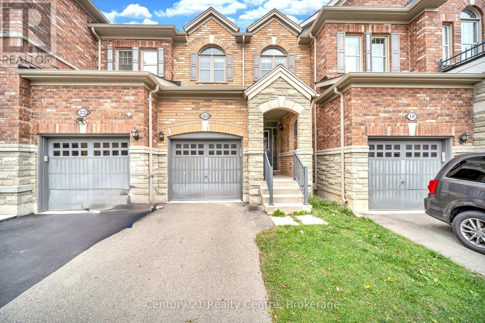 20 Hogan Manor Drive Property Photo 7