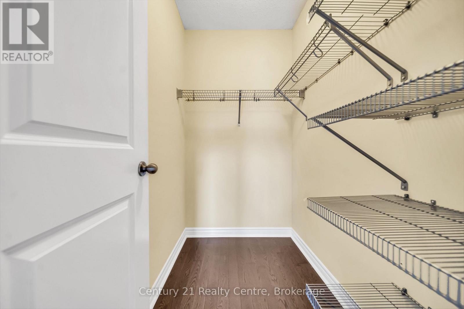 20 Hogan Manor Drive Property Photo 34
