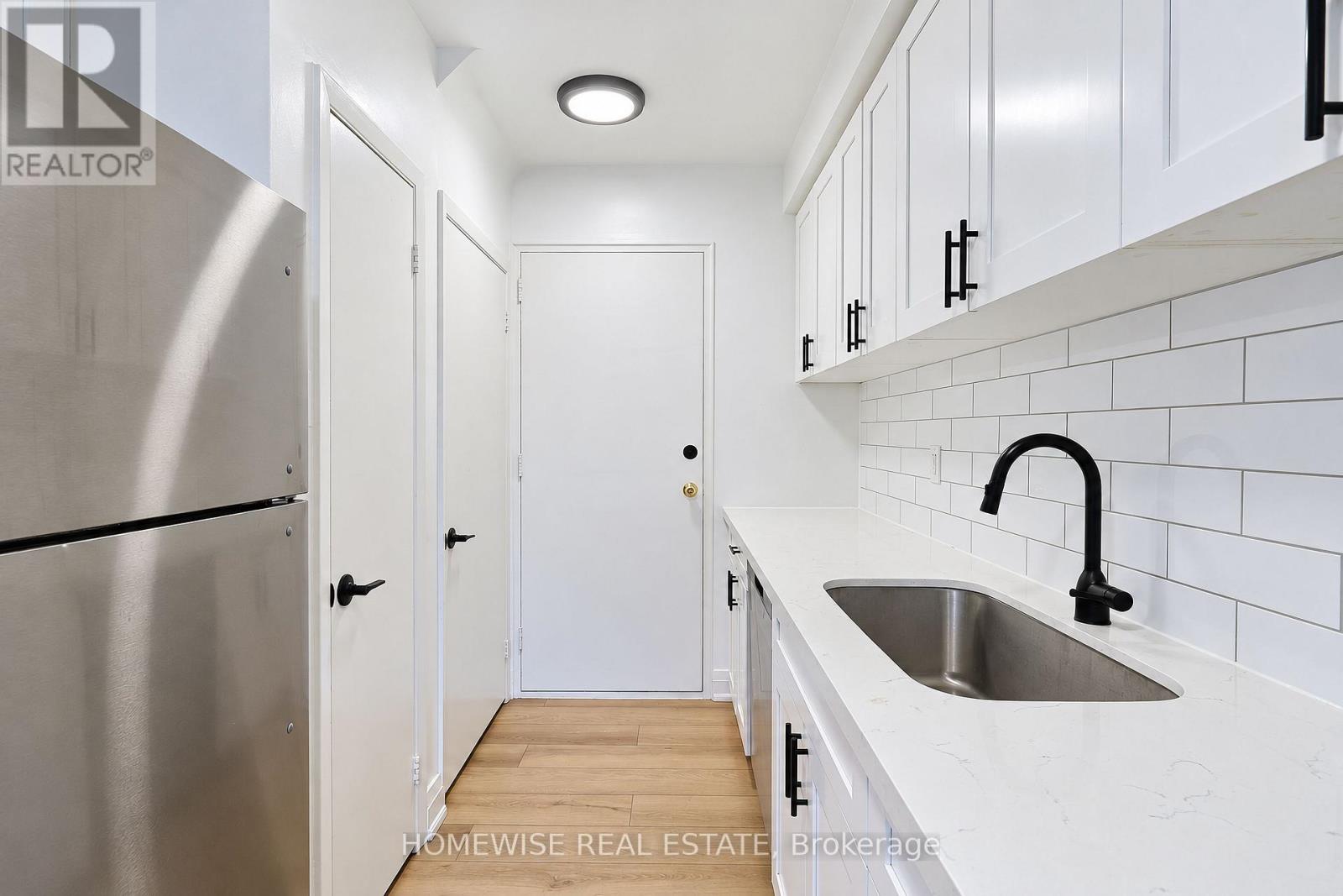 8 - 31 Sedgeley Drive Property Photo 16