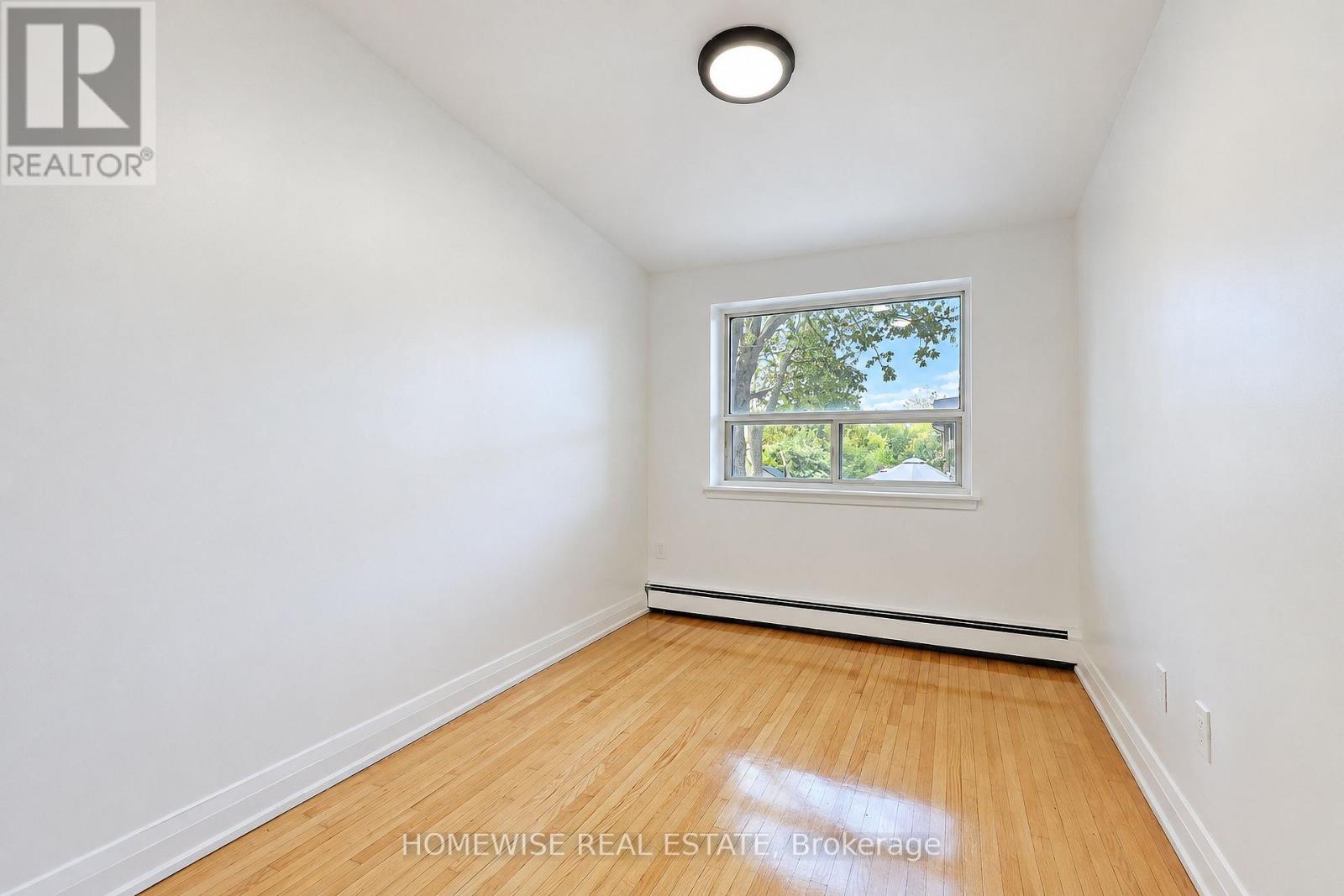 8 - 31 Sedgeley Drive Property Photo 21