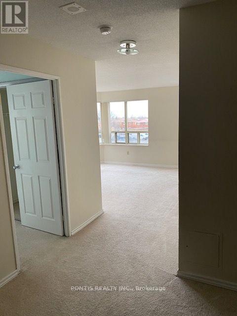 310 - 325 Webb Drive Property Photo 10
