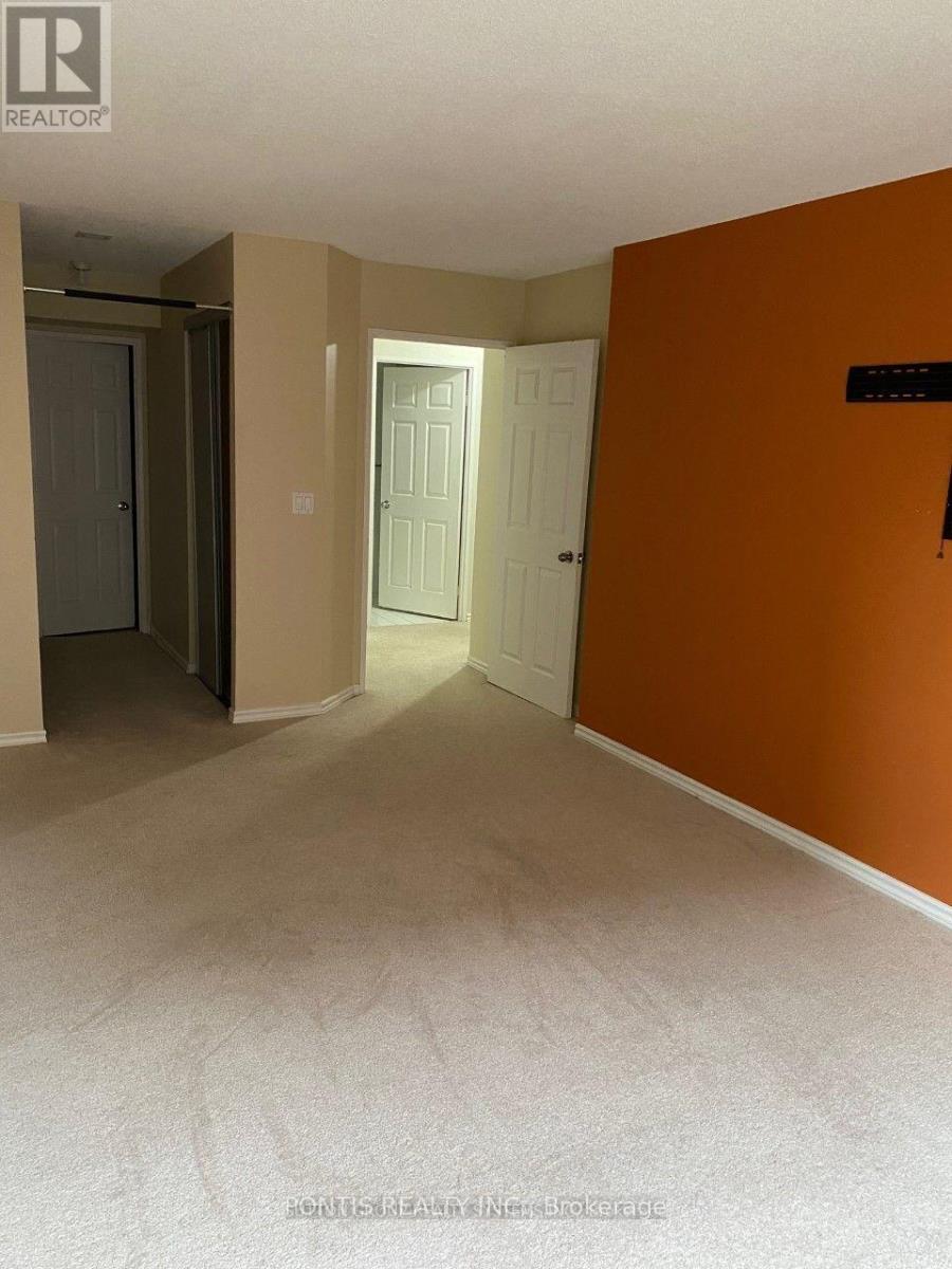 310 - 325 Webb Drive Property Photo 11