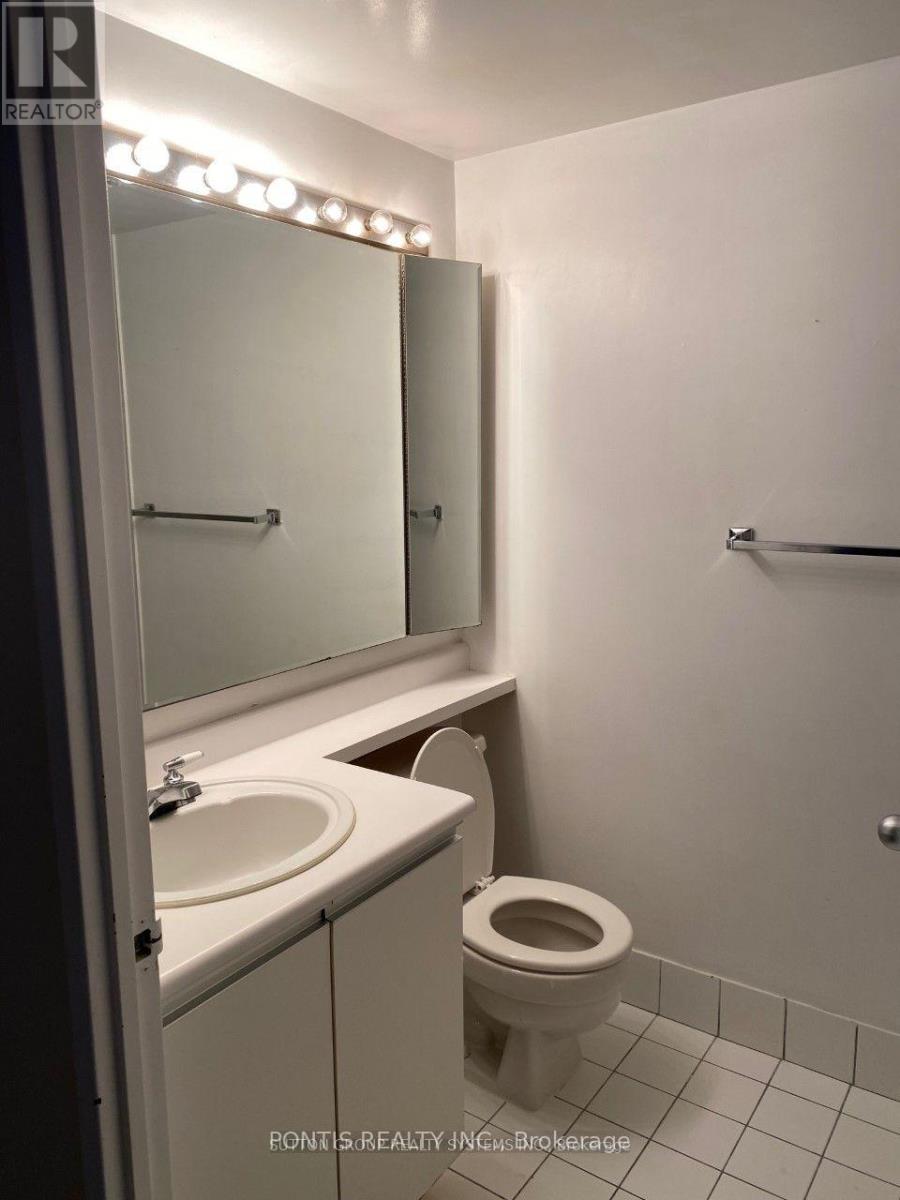 310 - 325 Webb Drive Property Photo 14