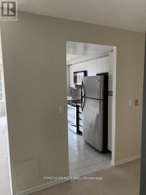 310 - 325 Webb Drive Property Photo 23