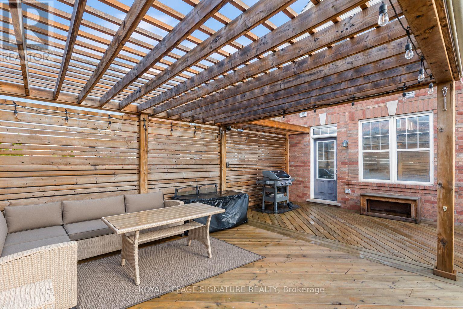 2 Poppythorn Road Property Photo 33