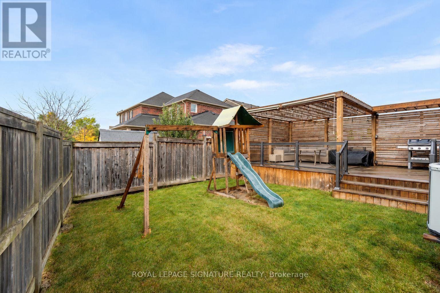 2 Poppythorn Road Property Photo 37