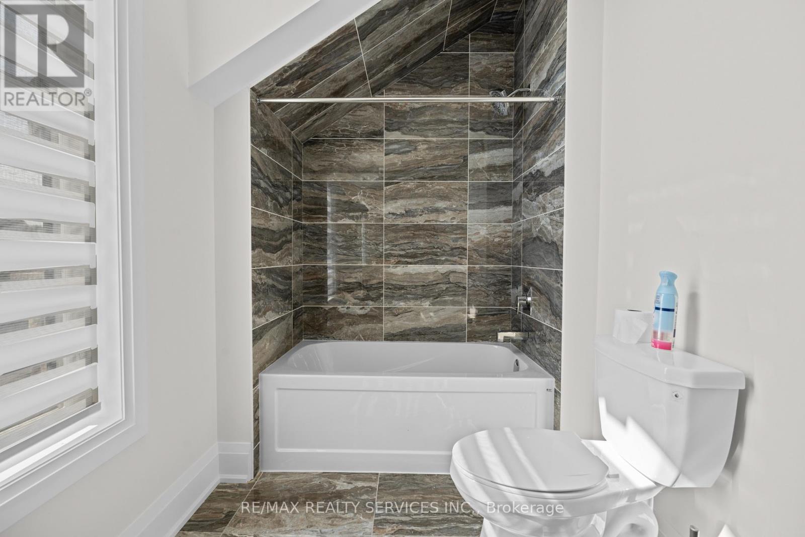 100 Dairymaid Road Property Photo 33