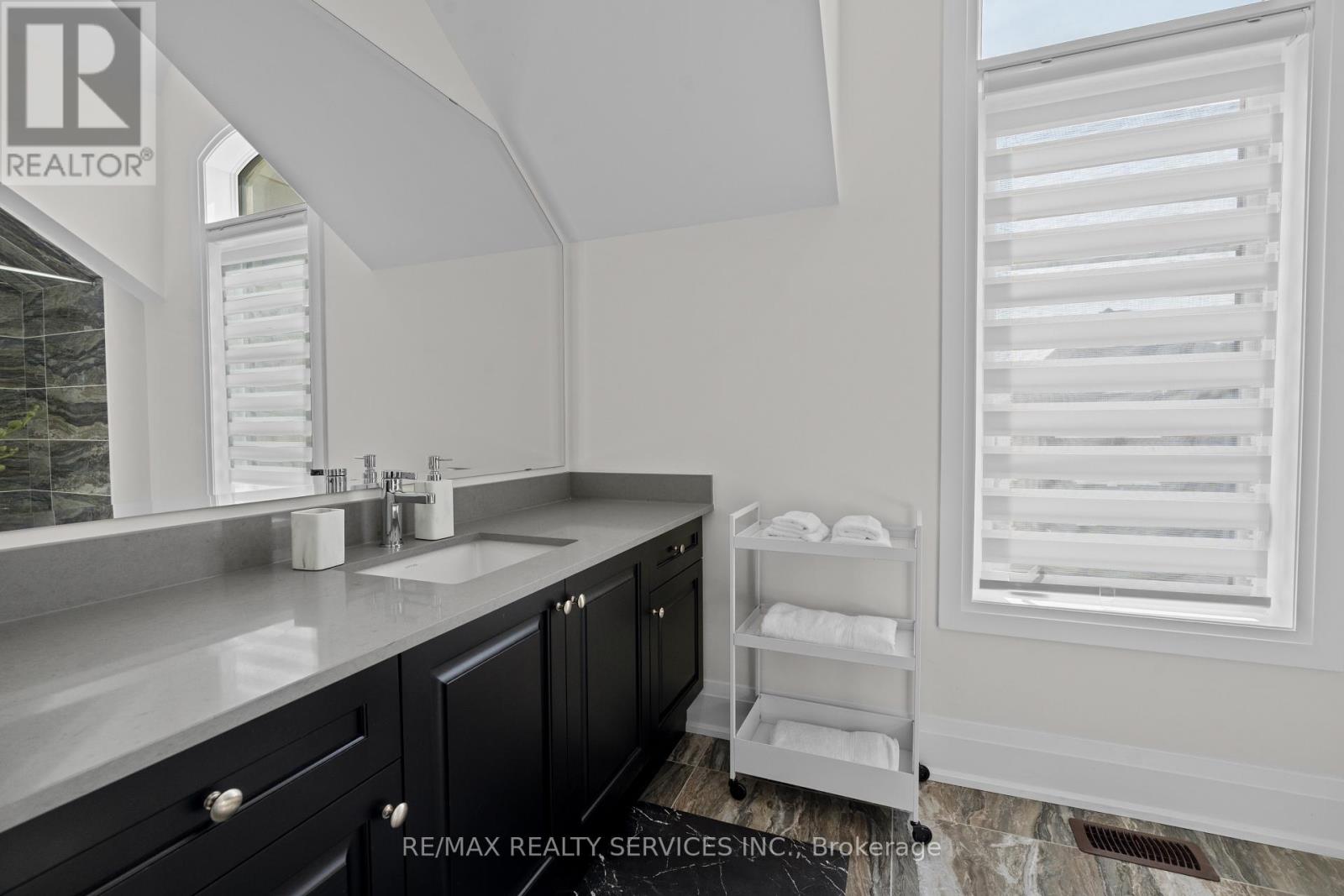 100 Dairymaid Road Property Photo 34