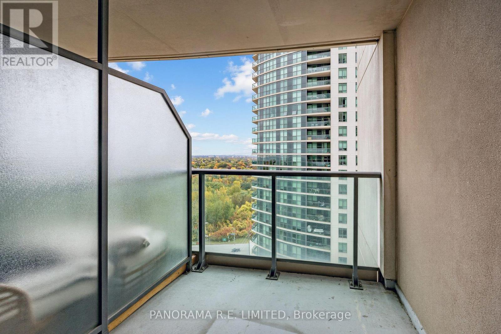 2006 - 215 Sherway Gardens Road Property Photo 16