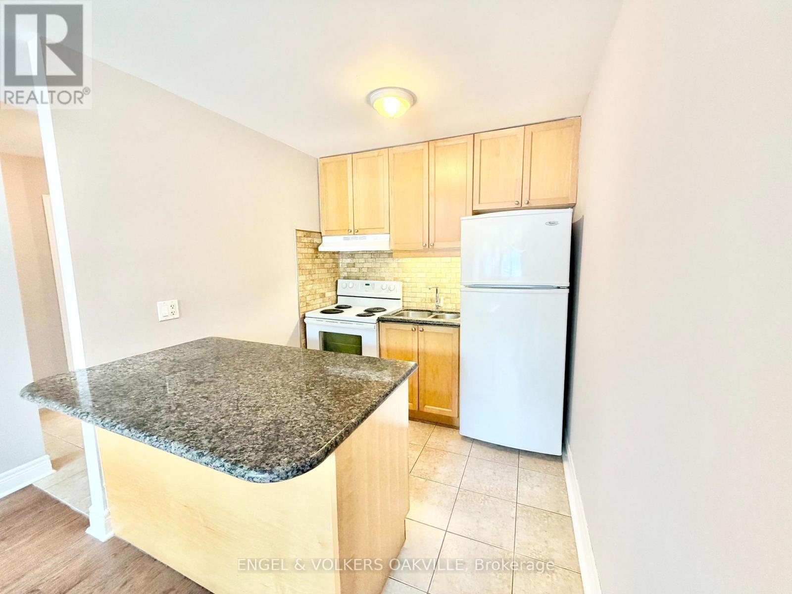 35 - 90 Twenty Fifth Street Property Photo 1