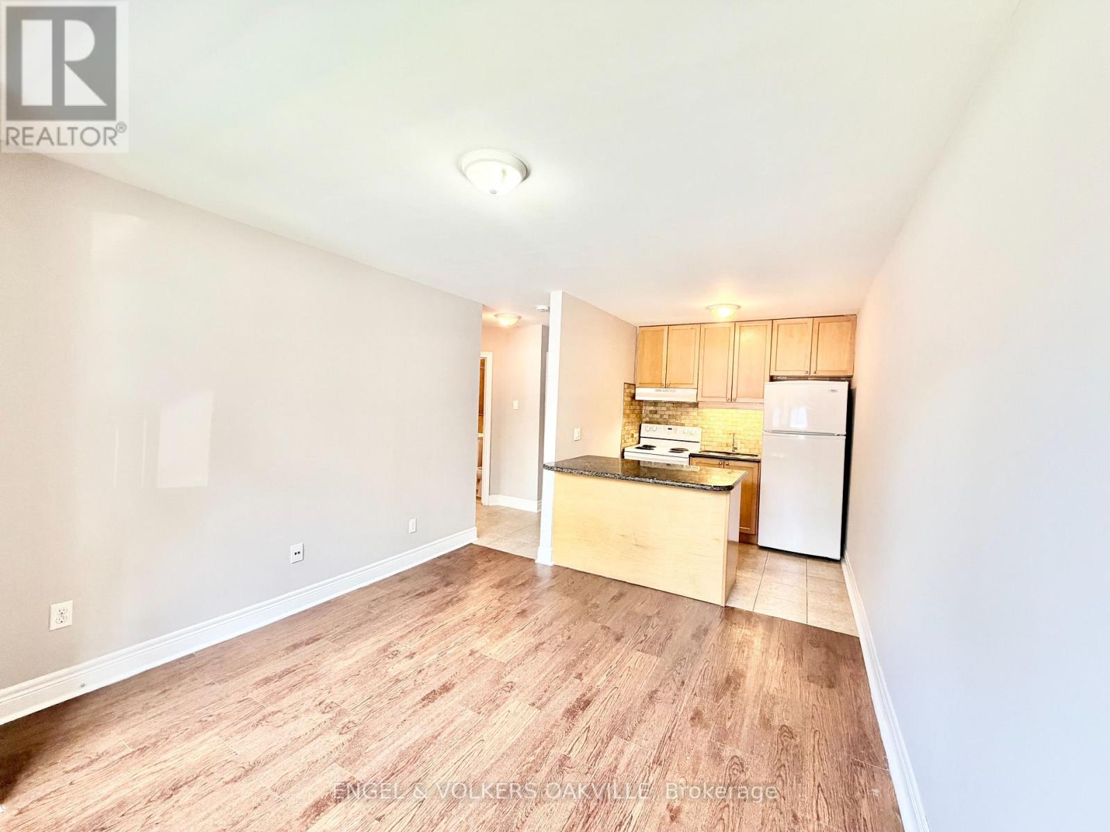 35 - 90 Twenty Fifth Street Property Photo 2