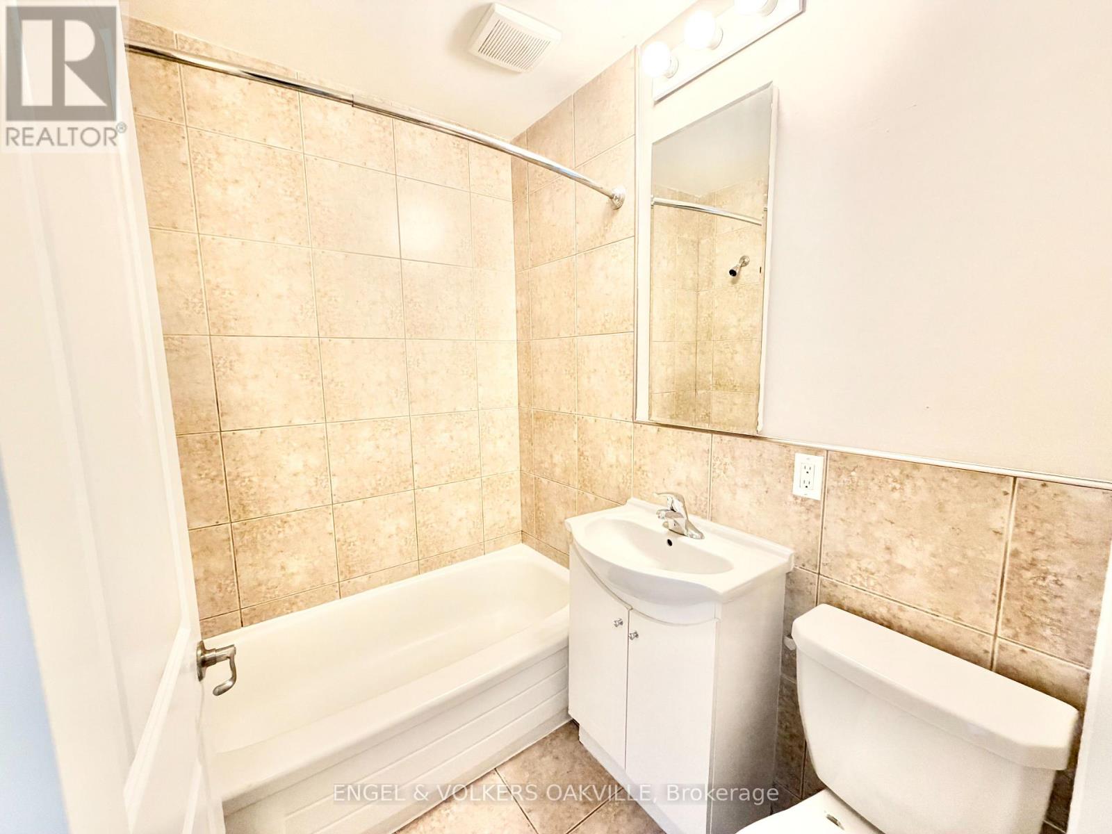 35 - 90 Twenty Fifth Street Property Photo 6