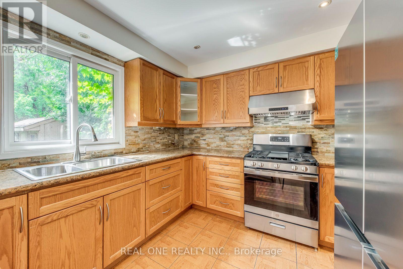3310 Jackpine Road Property Photo 10