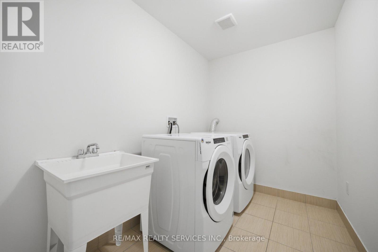 12 Enclave Trail Property Photo 41