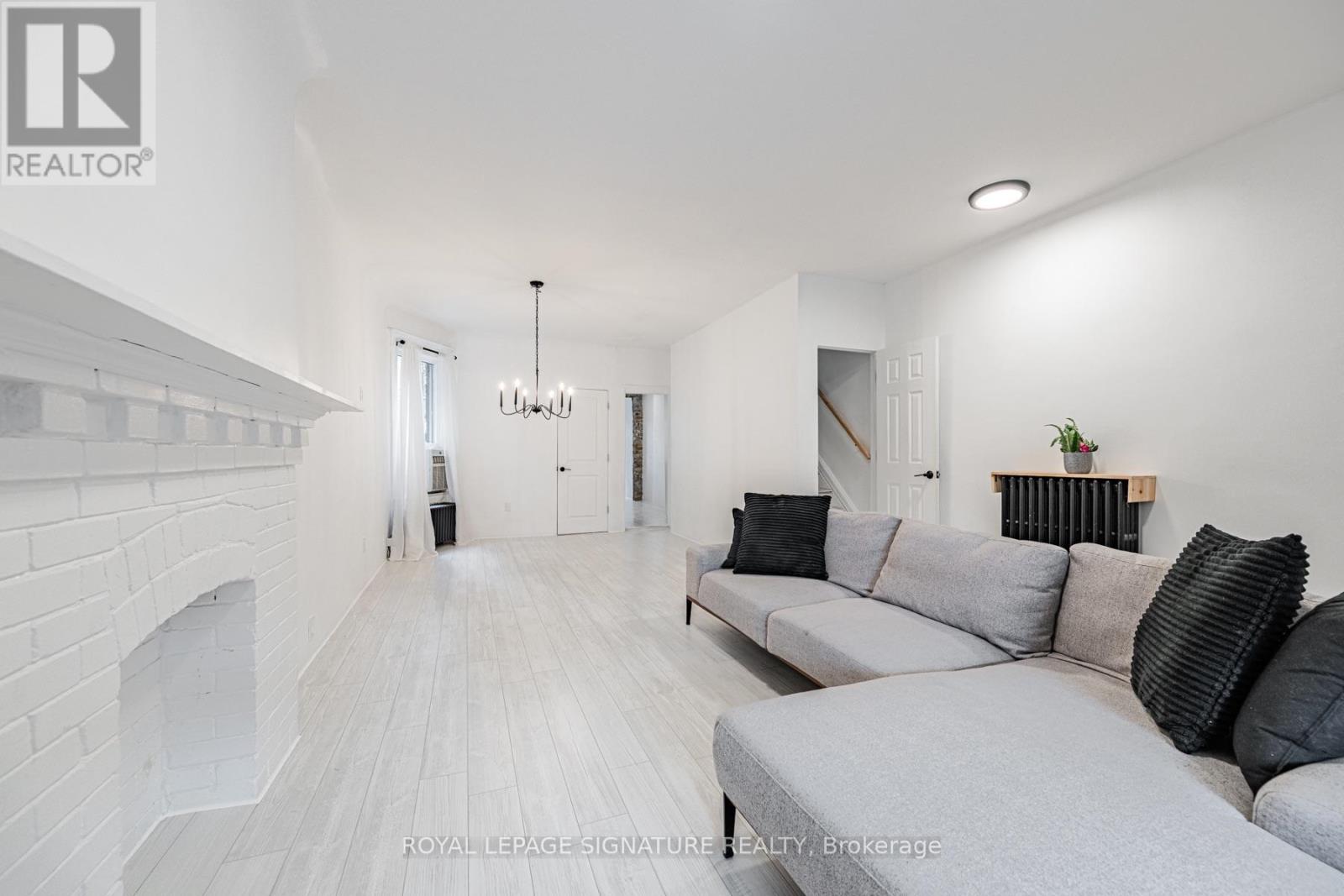 8 Adrian Avenue Property Photo 5