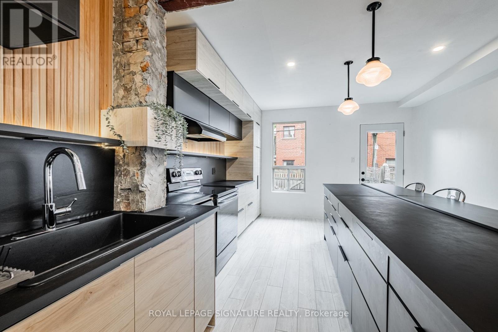 8 Adrian Avenue Property Photo 8
