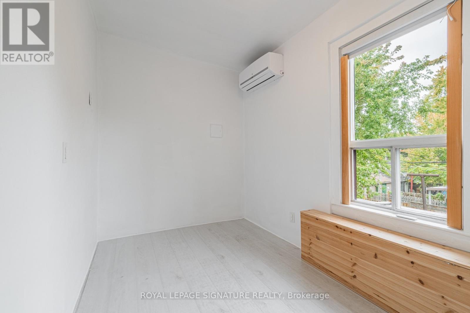 8 Adrian Avenue Property Photo 16