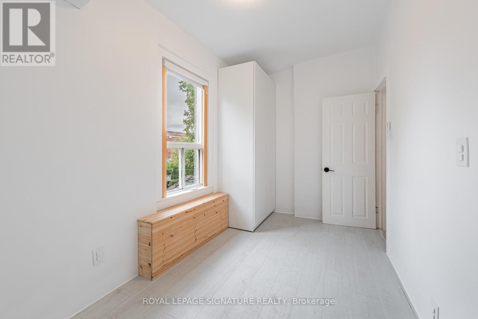 8 Adrian Avenue Property Photo 17