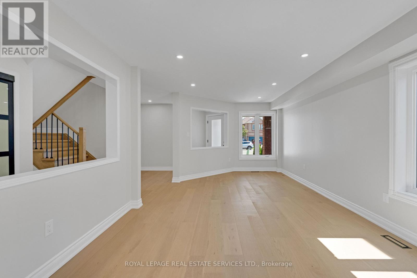 3955 Foxwood Avenue Property Photo 10
