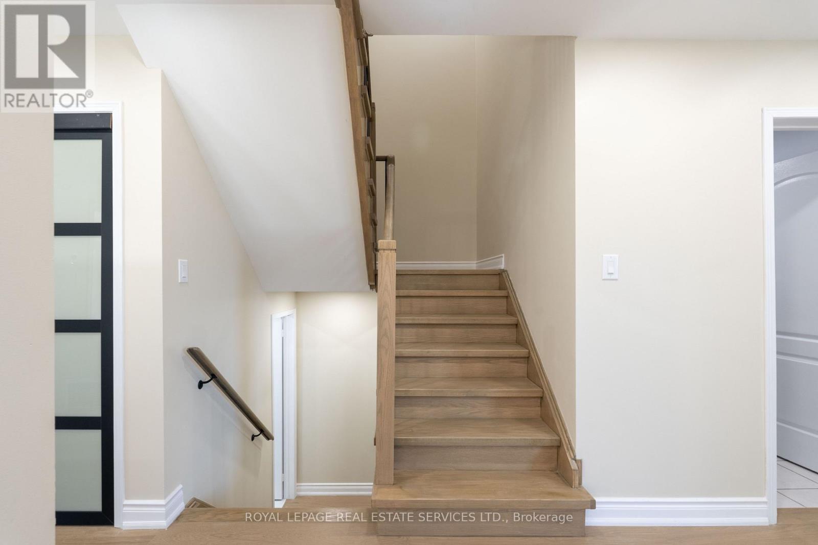 3955 Foxwood Avenue Property Photo 12